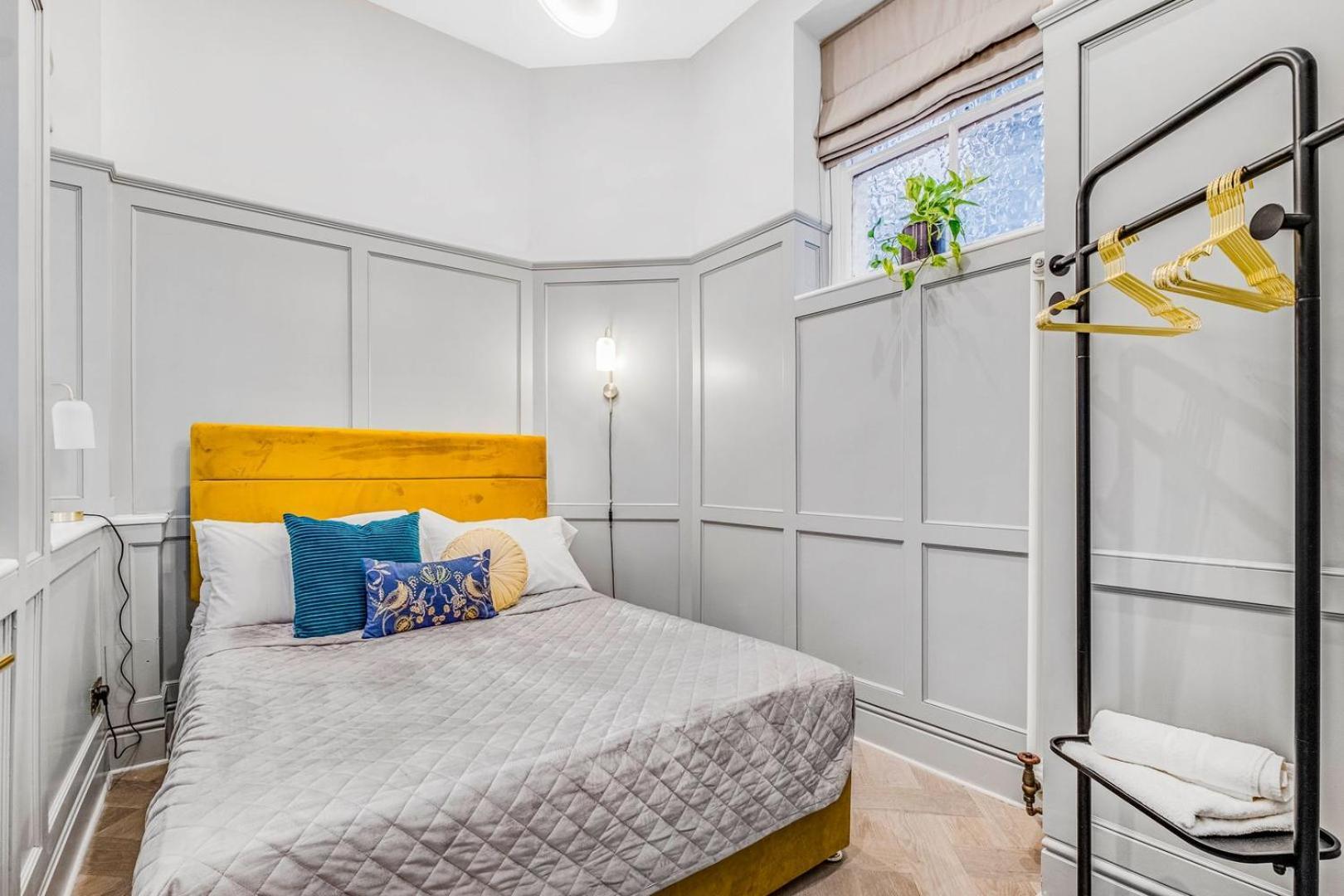 2 Bedroom Flat Chelsea Londen Buitenkant foto